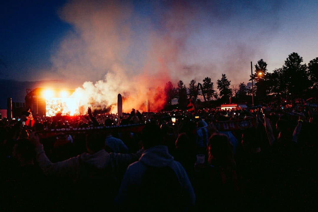soccer fans cheering